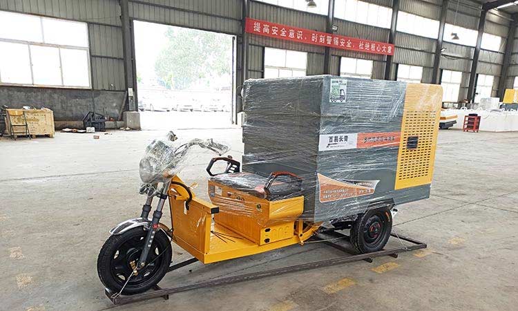 小區物業公司定制多功能三輪高壓清洗車