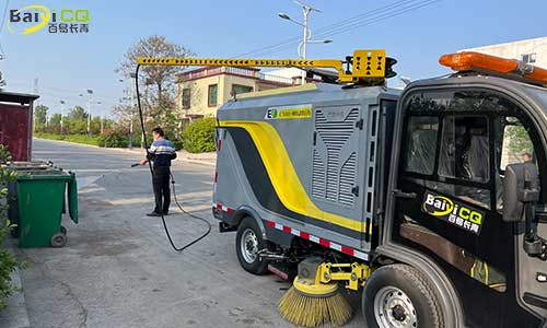 道路洗掃車適用于那些場(chǎng)景