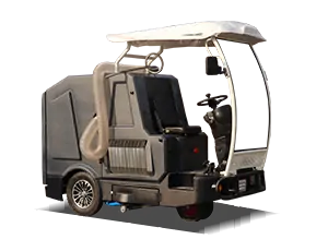 小型駕駛式樹(shù)葉收集車