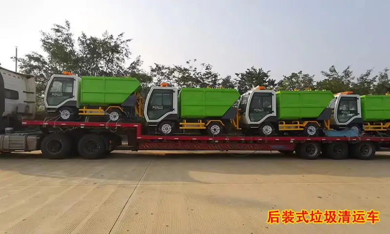 物業(yè)、園林、商業(yè)街垃圾回收轉(zhuǎn)運專用車—后裝式垃圾車發(fā)往越南，共建美好生活環(huán)境！