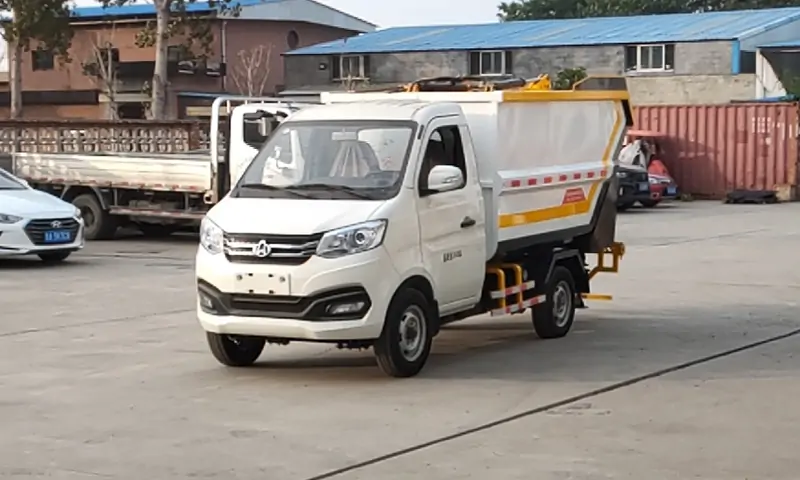 可上牌新能源后裝垃圾車，物業(yè)市政垃圾清運(yùn)，應(yīng)用范圍廣，操作難度系數(shù)低