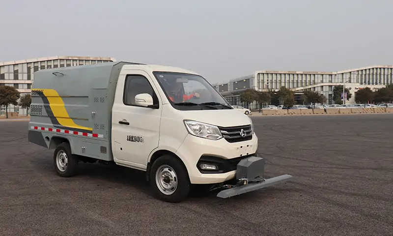 可上牌純電動洗掃車！自動檔位，動力強(qiáng)勁，背街小巷路面衛(wèi)生的新利器