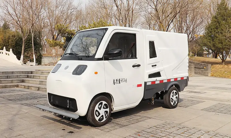 城市清潔新動力：新能源路面養(yǎng)護(hù)車引領(lǐng)智慧環(huán)衛(wèi)新時代